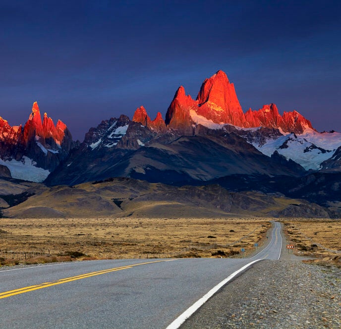 the national capital of trekking, El Chalten (H)