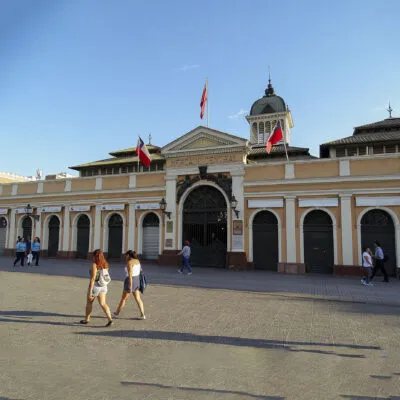 What are the Monuments in Santiago de Chile?