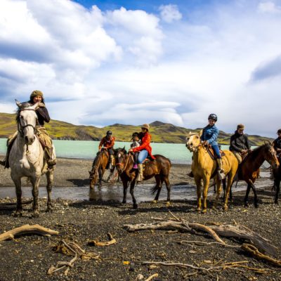 Family-Torres del Paine