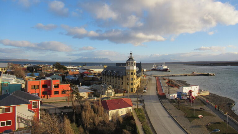 puerto-natales-city-view puerto-natales-city-view