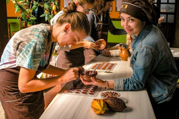 chocolate workshop in peru
