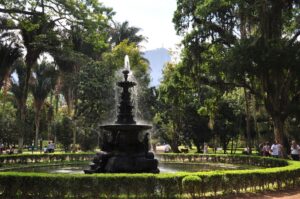 jardim-botanico-rio-de-janeiro-1-300x199