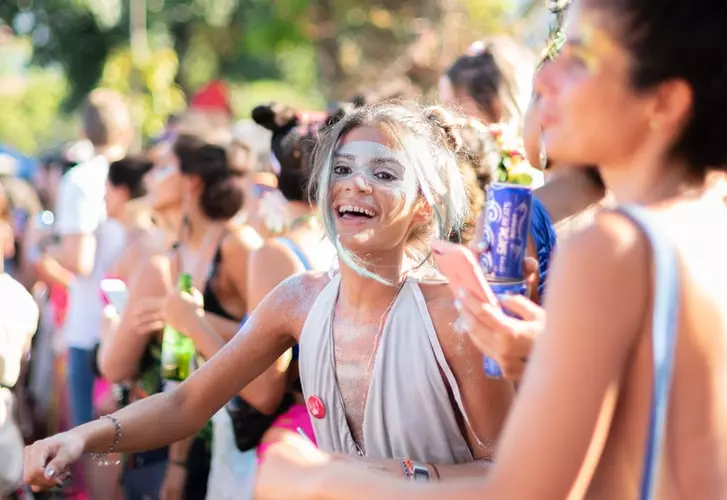 people celebrating in gualeguaychu festival 